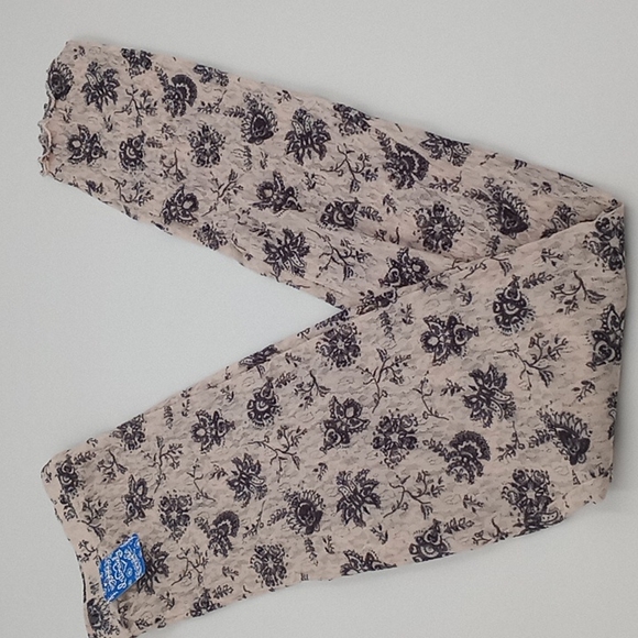 Free People Layered in Lace Leggings Ivory Chamoix Combo - Picture 2 of 14